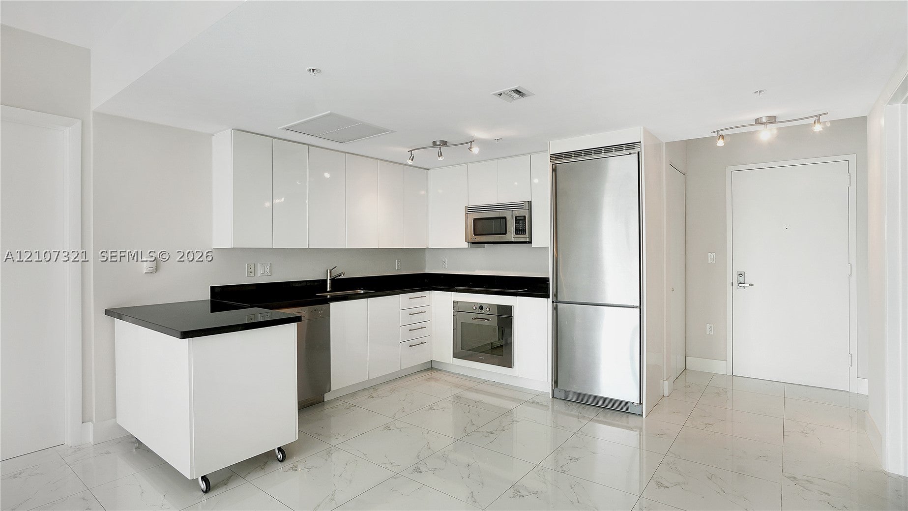 92 SW 3rd St 1803