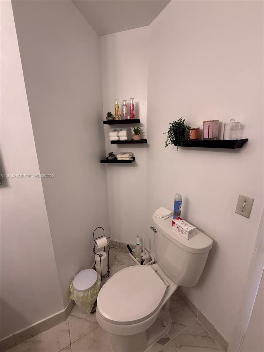 CORAL SPRINGS VILLAGE GRE - Residential