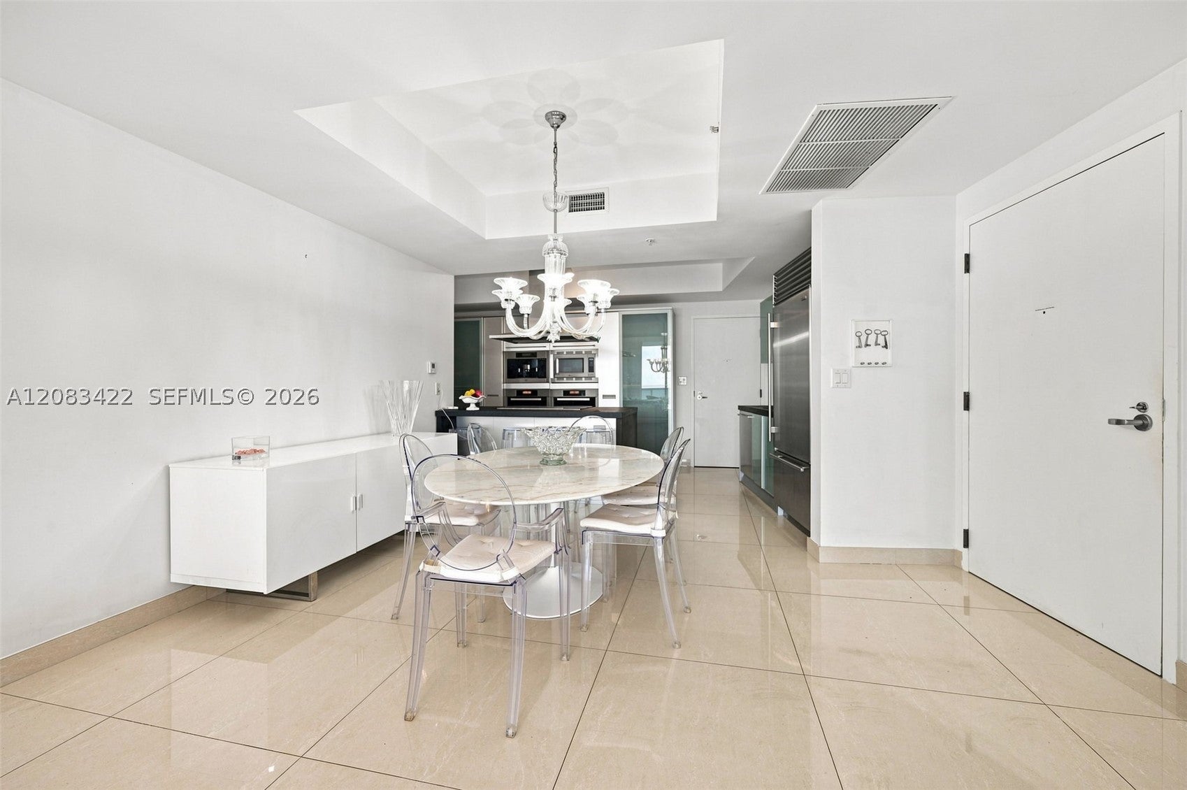 18201 Collins Ave 802