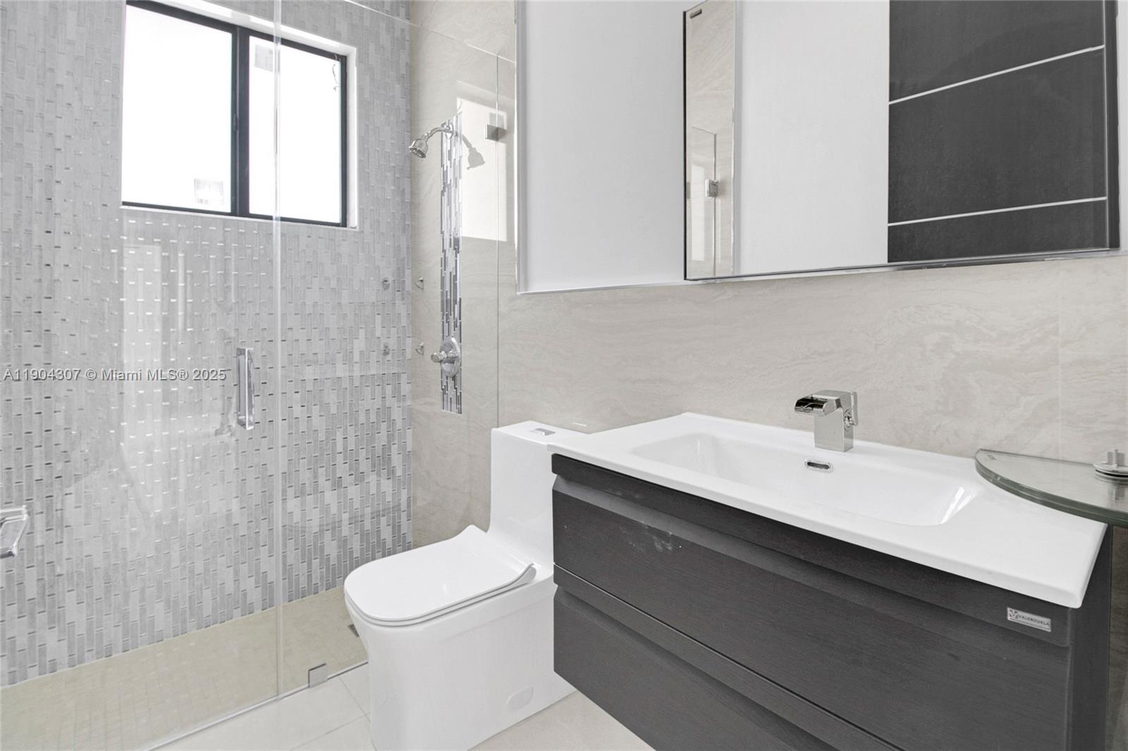 SWEETWATER ESTS SUB - Residential Lease