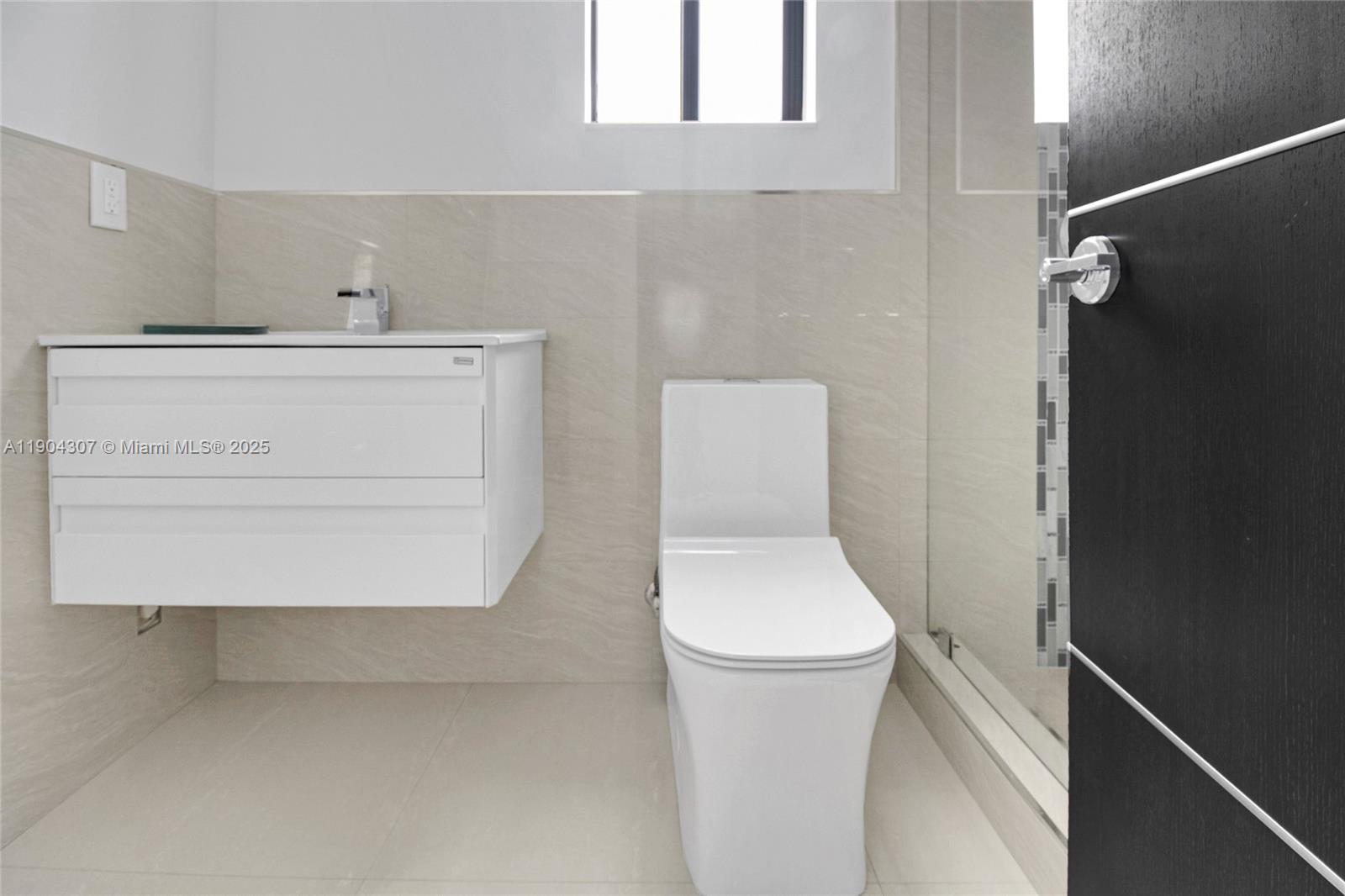 SWEETWATER ESTS SUB - Residential Lease