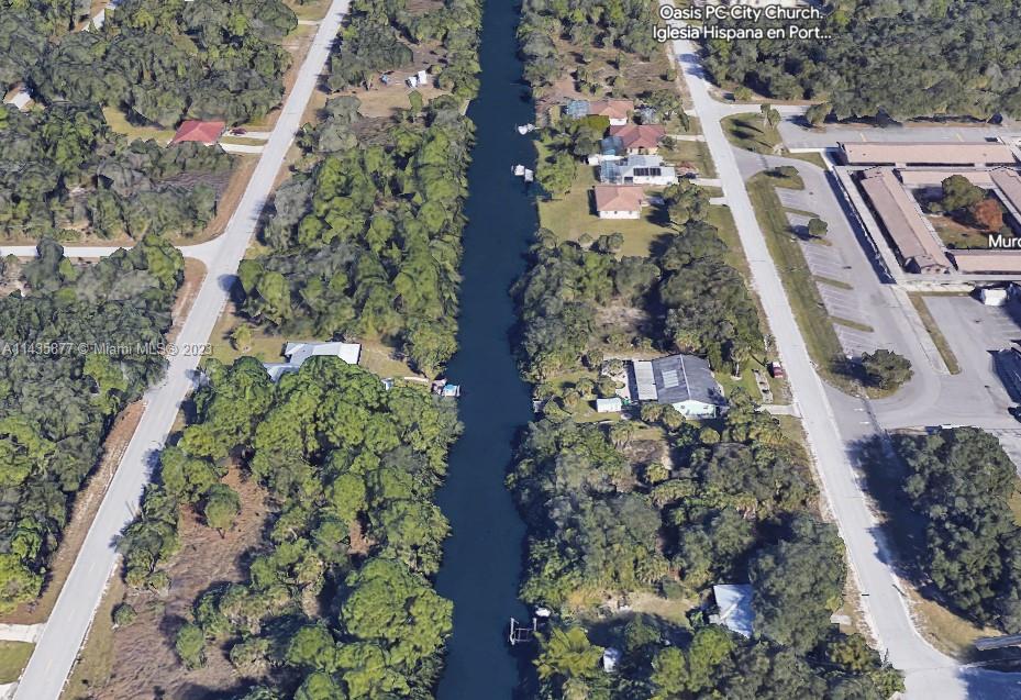 Waterfront Lot - Build your Dream House is this fabulous oversized waterfront lot with direct access to Myakka River and Gulf Of Mexico. Live the Florida Lifestyle: Fish or Boat right from your back yard! Conveniently located minutes from Gulf beaches and near ALL Charlotte County amenities this is the Ideal location for your Florida Dream Home.