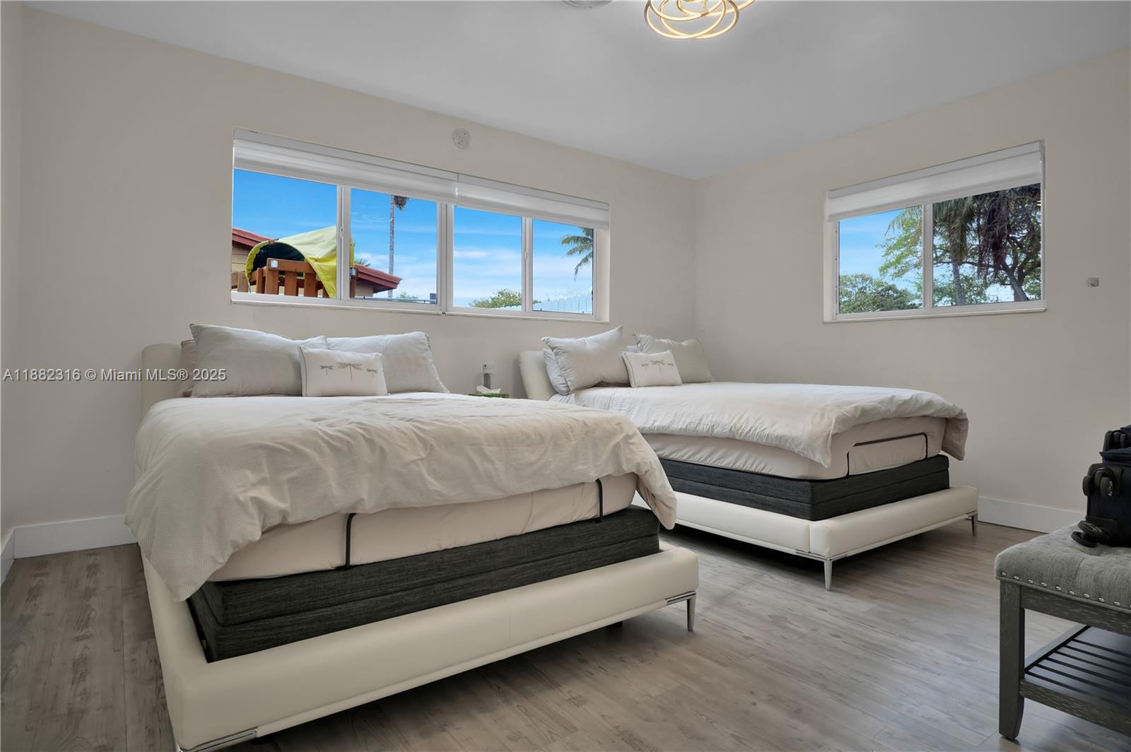 PICKWICK LAKE ESTS SEC 2 - Residential