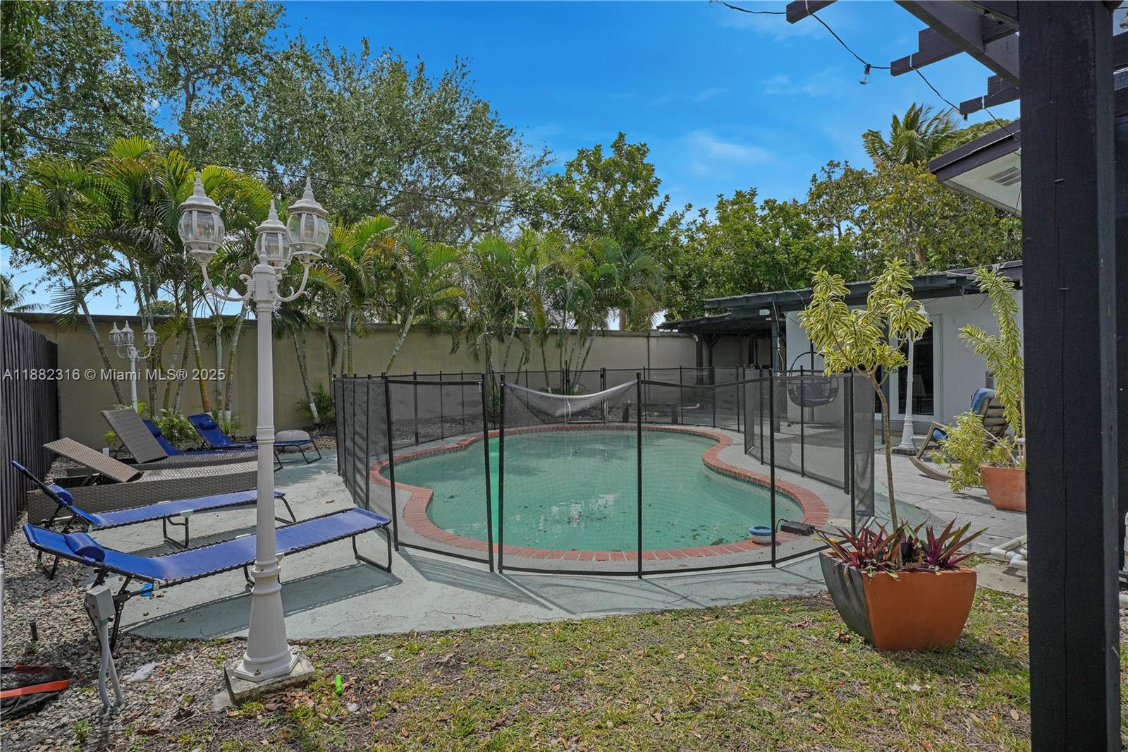 PICKWICK LAKE ESTS SEC 2 - Residential