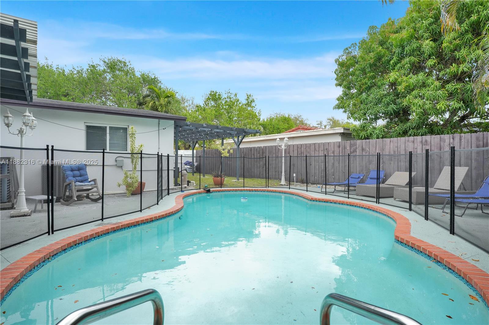 PICKWICK LAKE ESTS SEC 2 - Residential