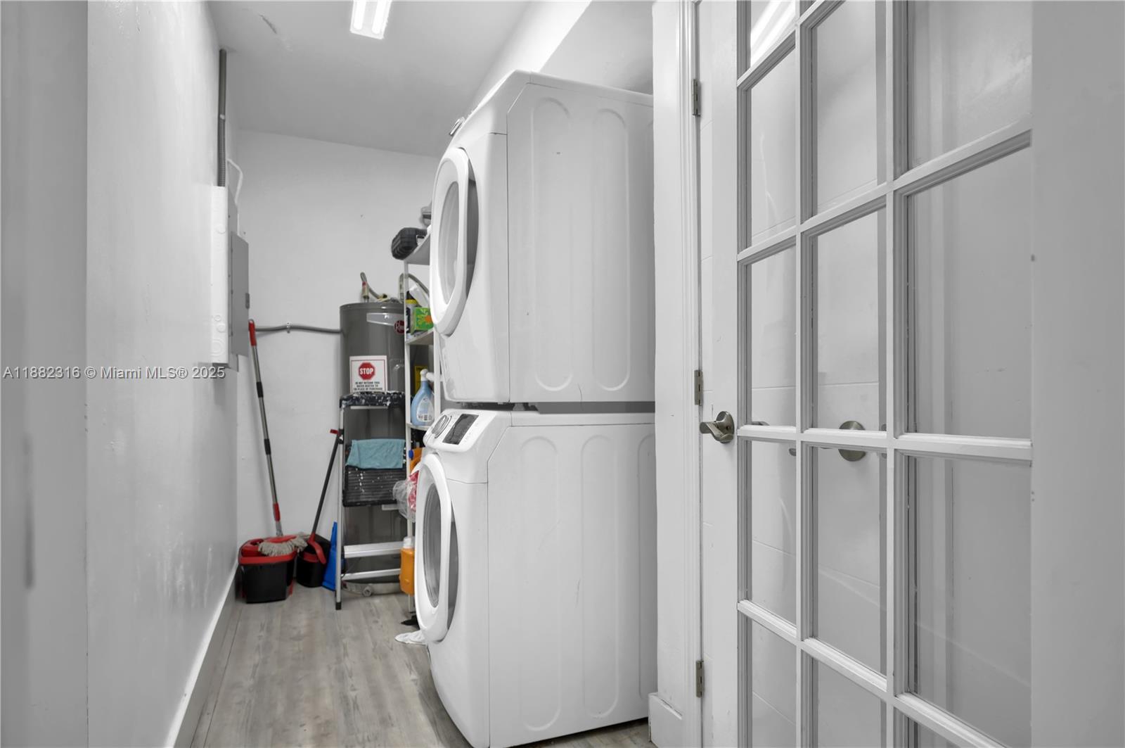 PICKWICK LAKE ESTS SEC 2 - Residential
