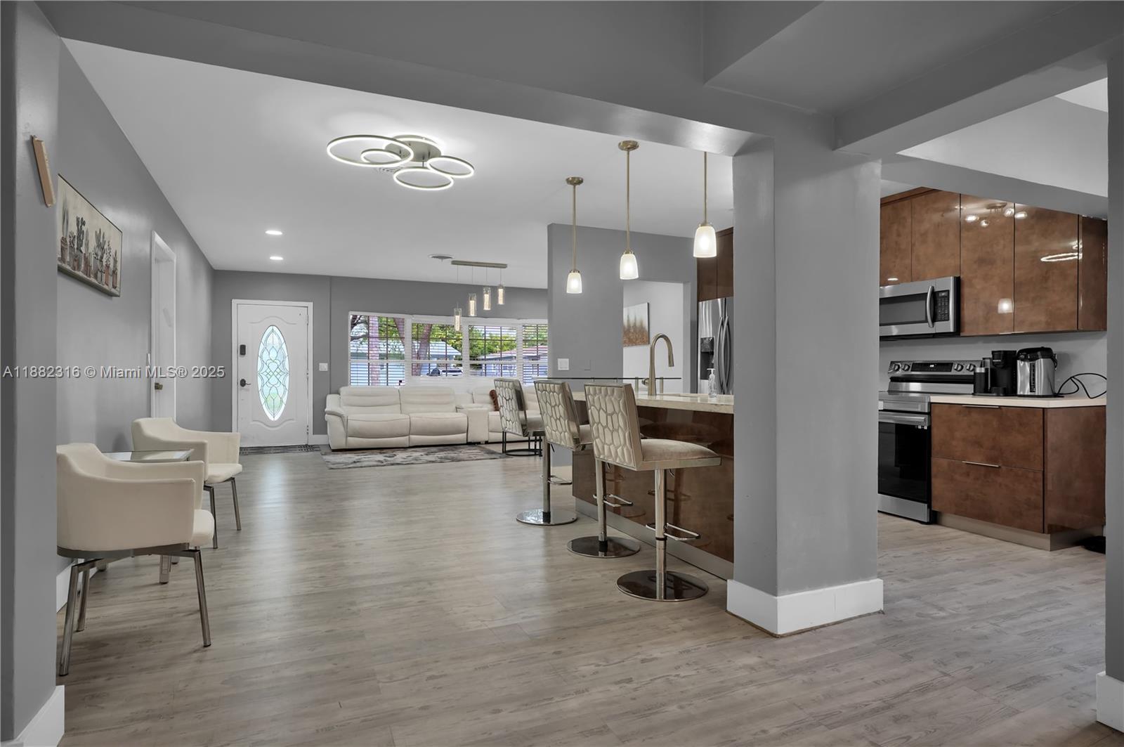 PICKWICK LAKE ESTS SEC 2 - Residential