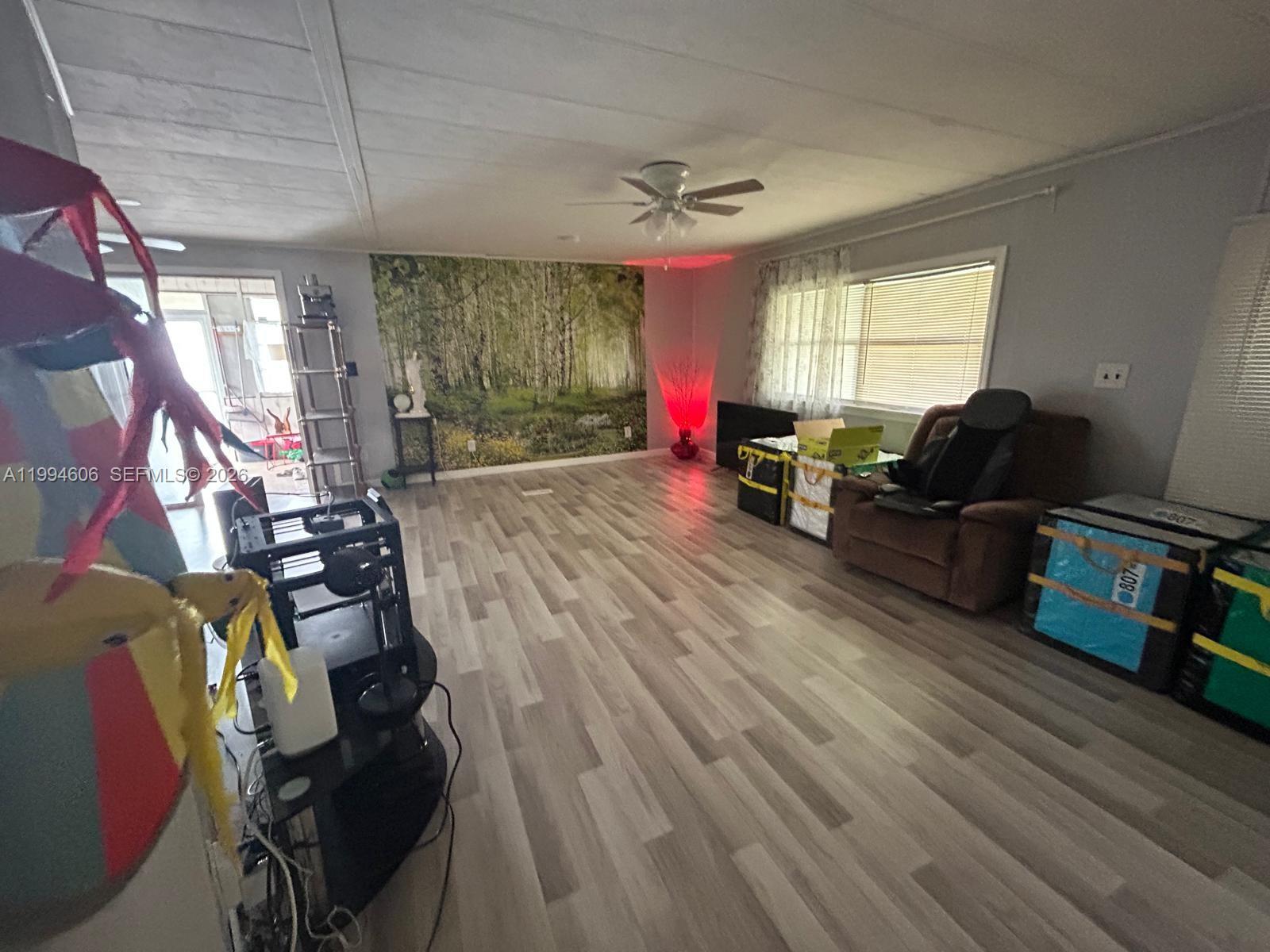 Everglades Lakes - Residential