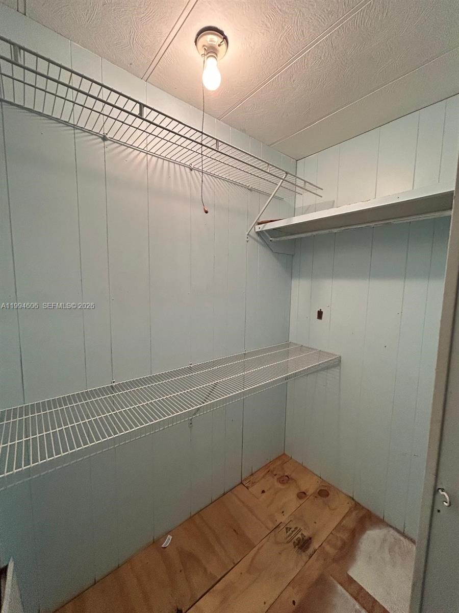 Everglades Lakes - Residential