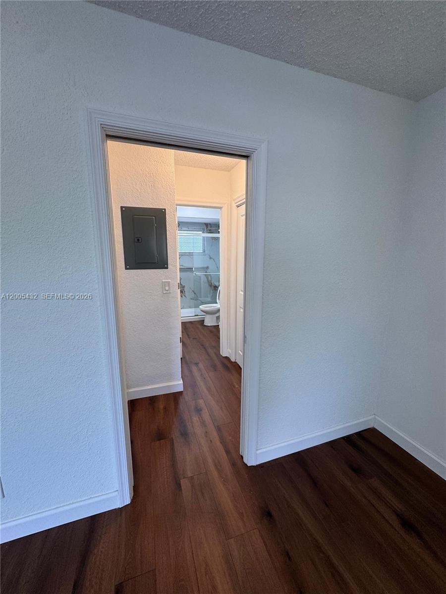 ASTOR CONDO - Residential