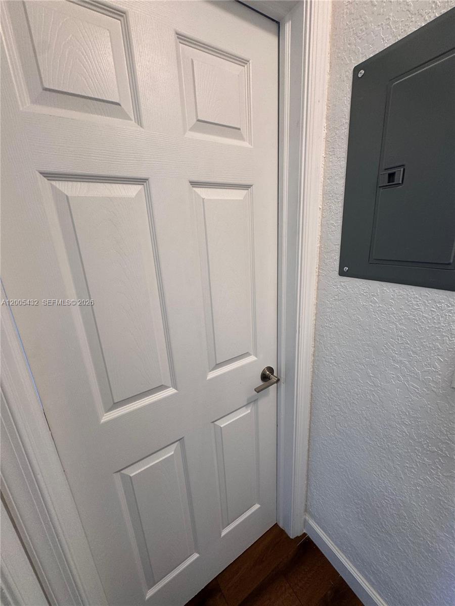 ASTOR CONDO - Residential