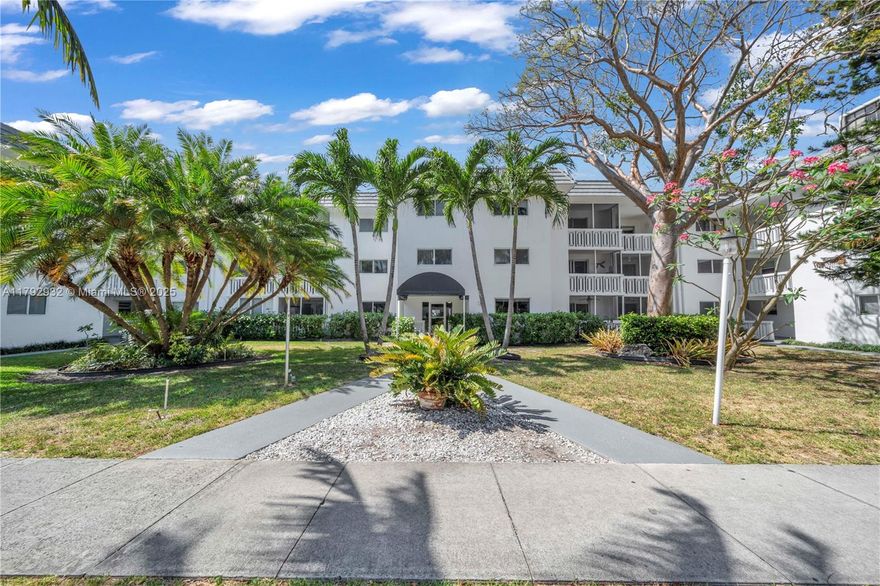 Experience coastal living in this remodeled move-in ready 1-bedroom, 1-bathroom corner unit located on the third floor. Featuring an open-concept layout, the unit offers a brand-new kitchen with stainless steel appliances, stylish cabinetry, and a generous counter with seating—perfect for entertaining. In addition, unit offers modern floors, plenty of closet space, and a screened in balcony. Ideally situated within walking distance to the beach, local shops, and restaurants. Includes one assigned parking space #42 plus guest parking. Don’t miss this opportunity to live just moments from the ocean! NO upcoming work or special assessments at this time. LOW monthly HOA $460.22.