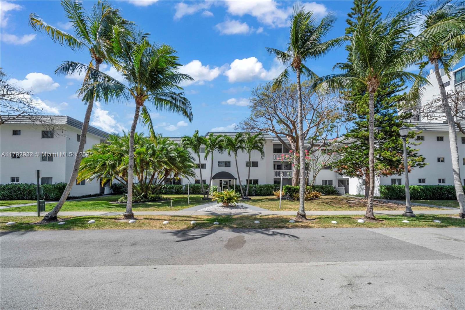 GALEN DRIVE WEST CONDOMIN - Residential