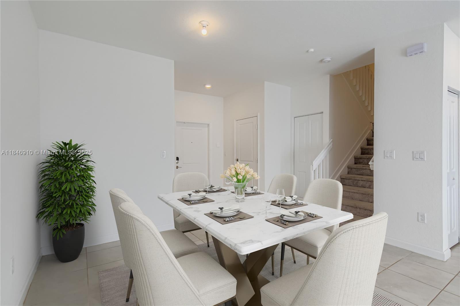 VISTA LAGO - Residential