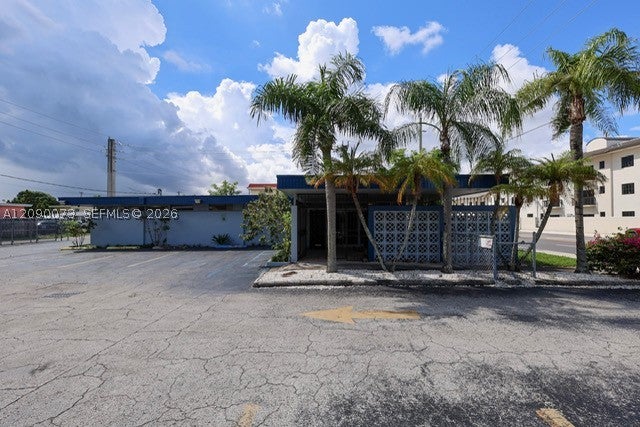 2825 E 4th Ave