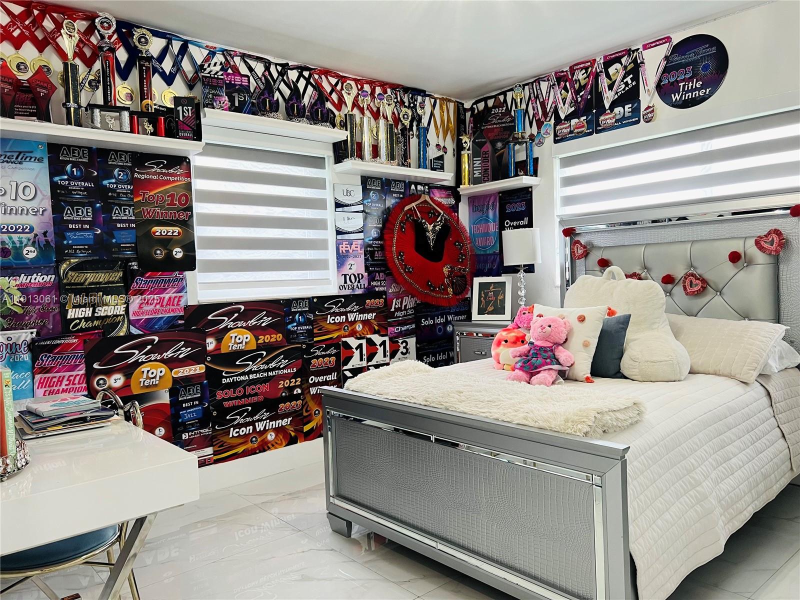 TOWN PARK HEIGHTS - Residential