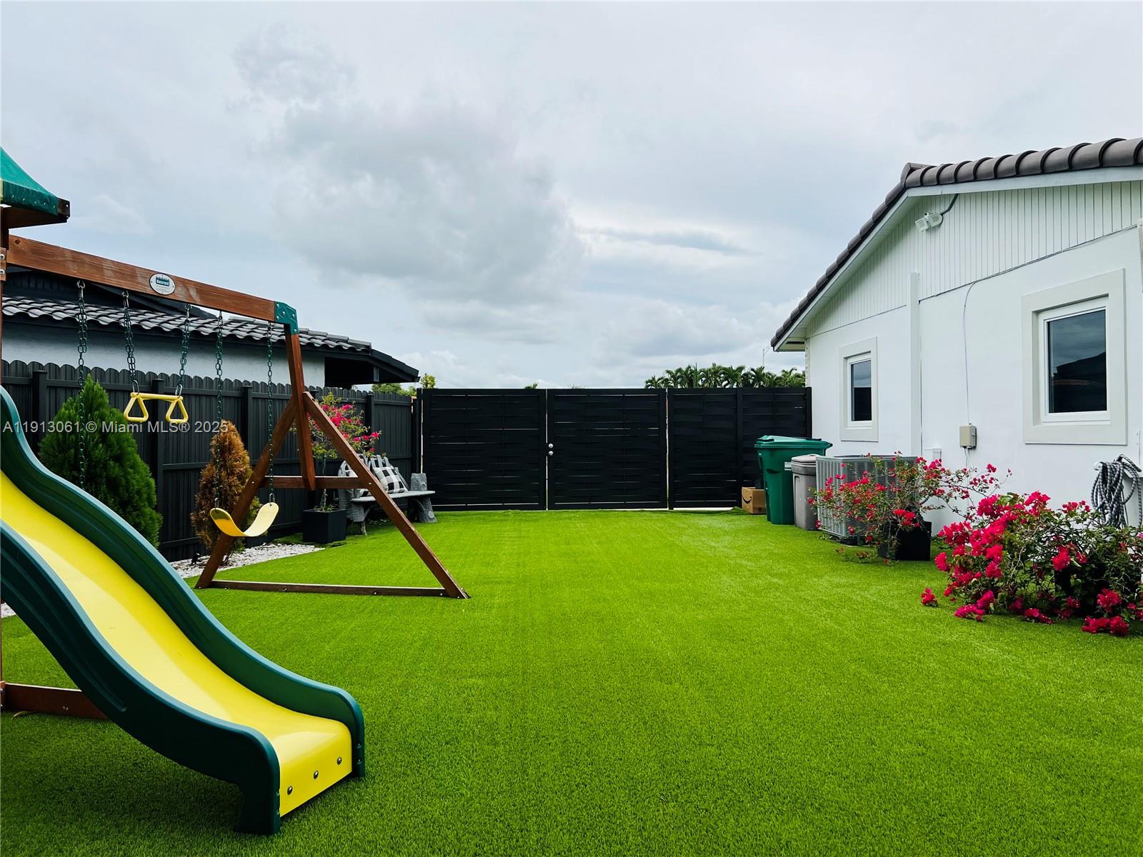 TOWN PARK HEIGHTS - Residential