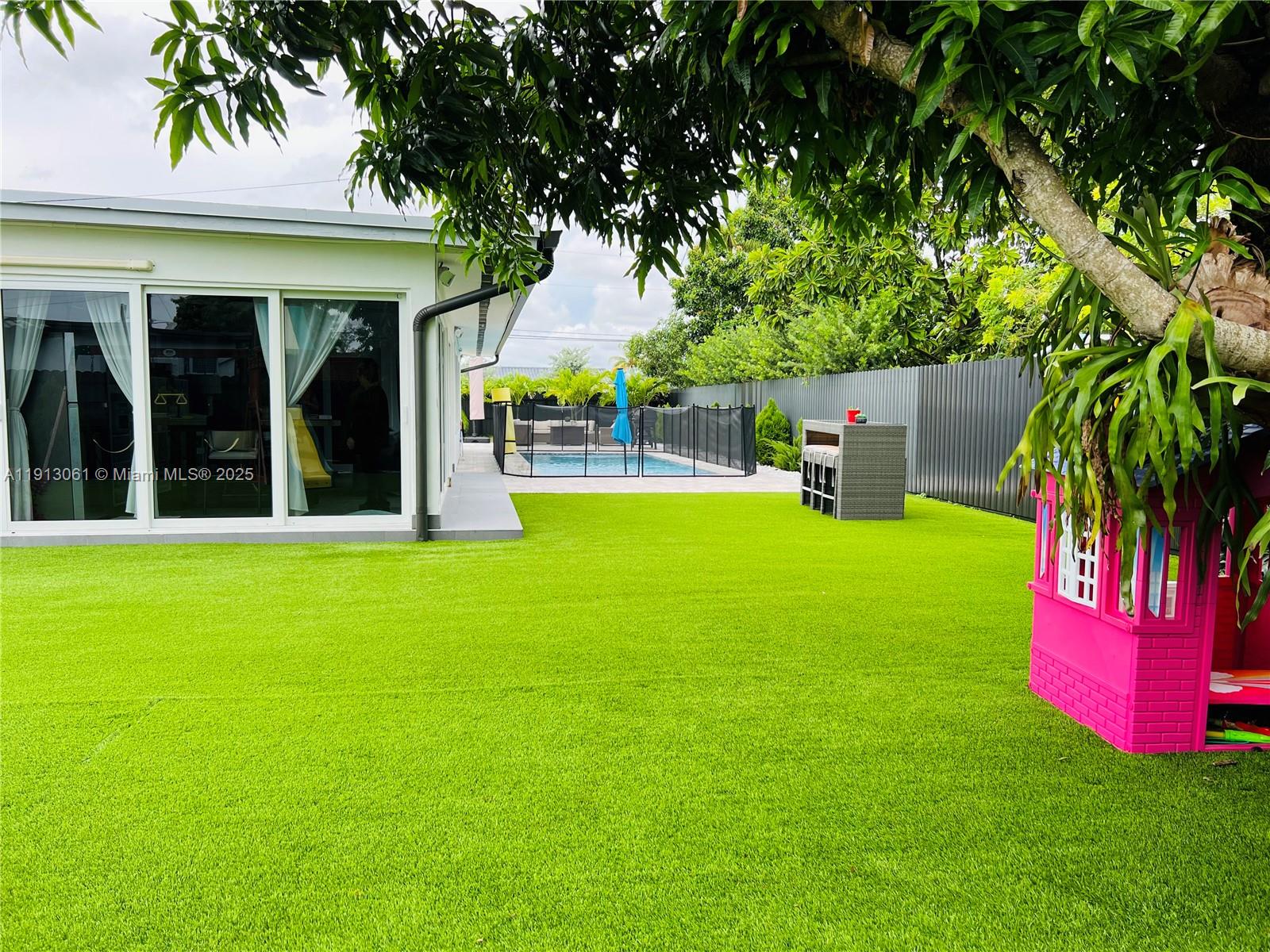 TOWN PARK HEIGHTS - Residential