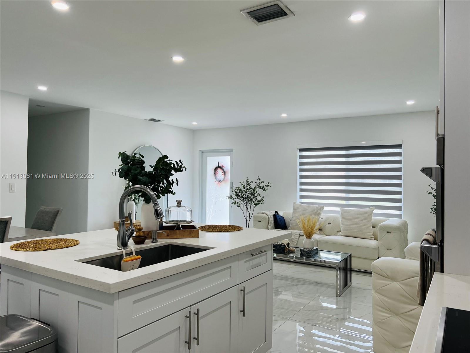 TOWN PARK HEIGHTS - Residential