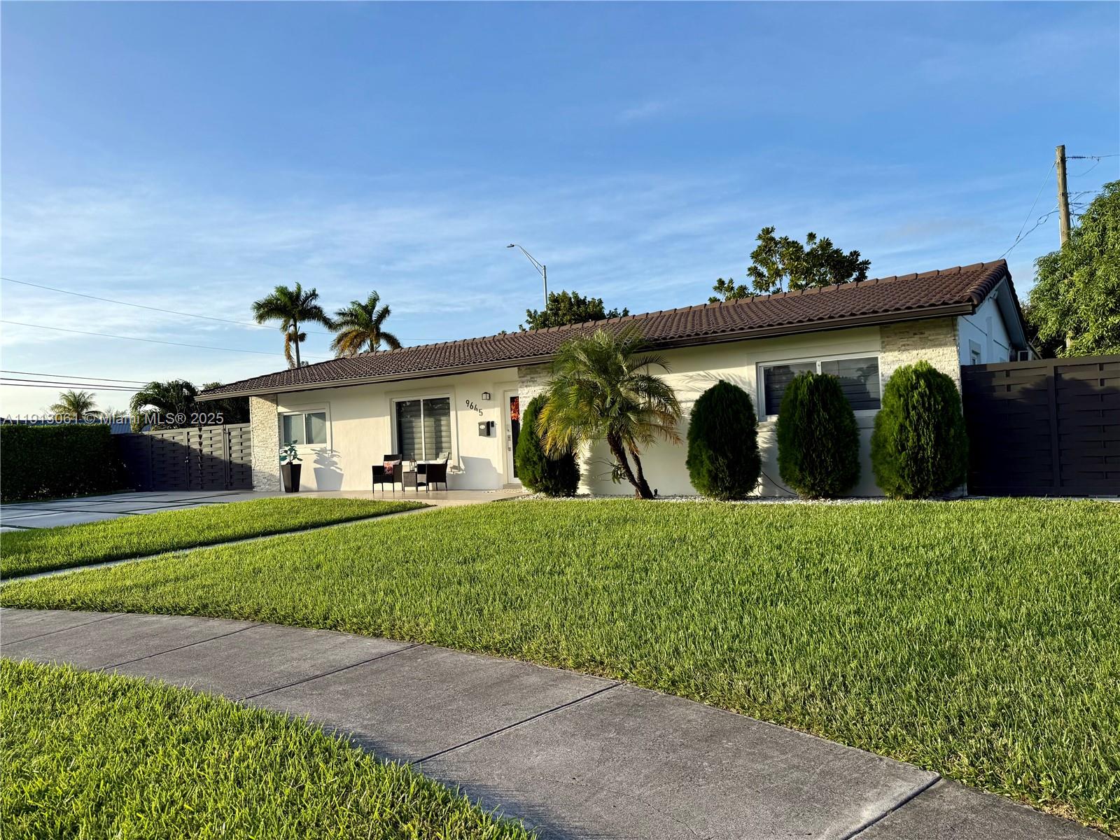 TOWN PARK HEIGHTS - Residential