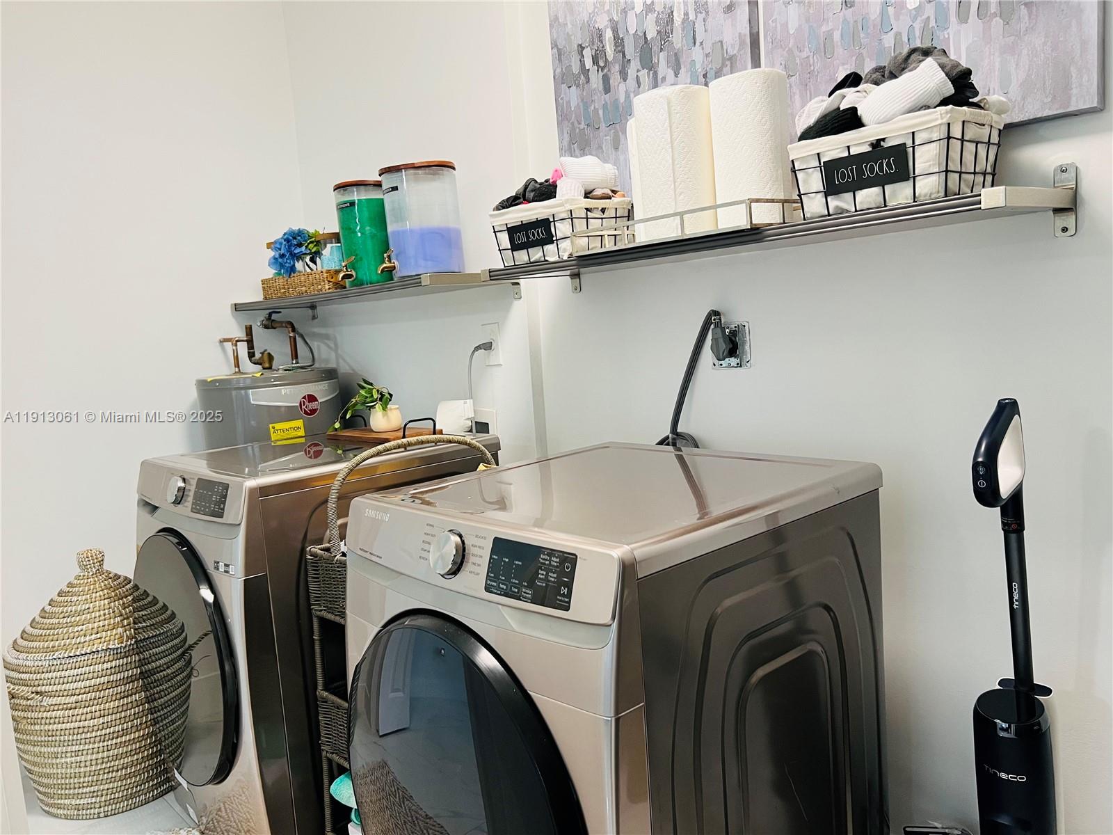 TOWN PARK HEIGHTS - Residential