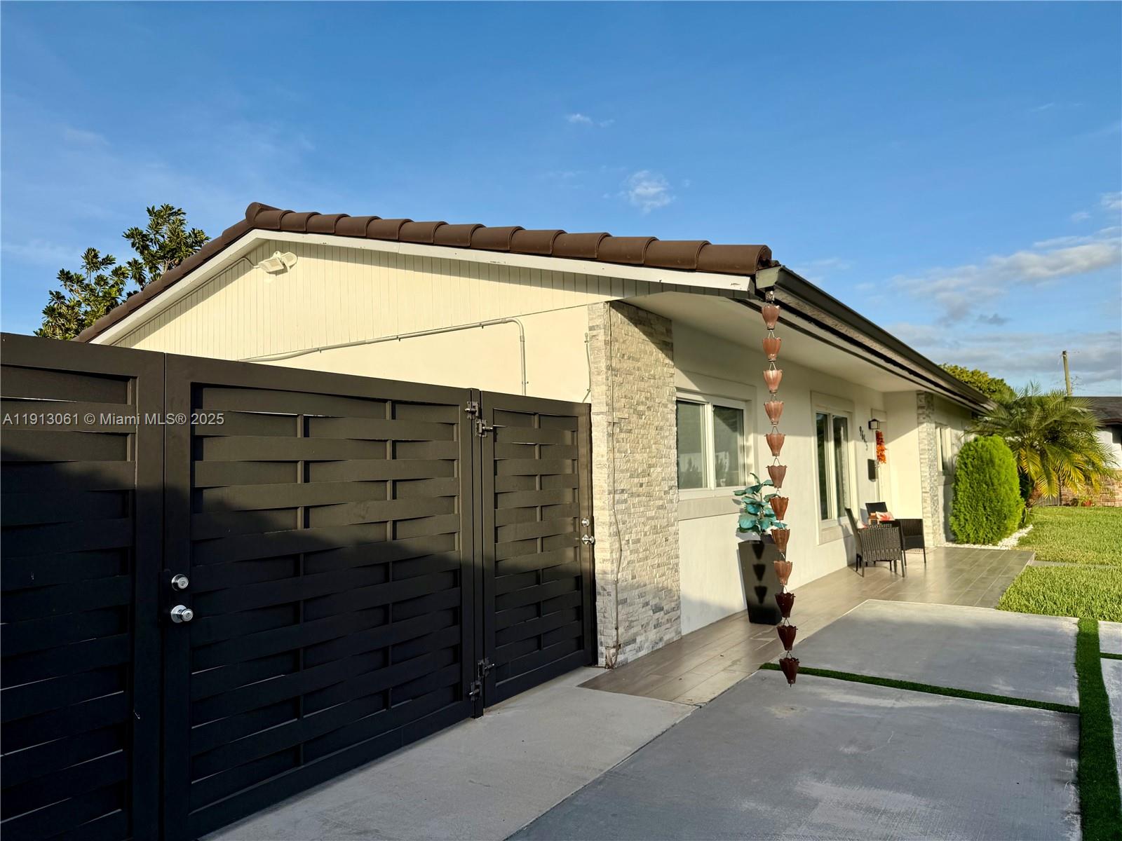 TOWN PARK HEIGHTS - Residential