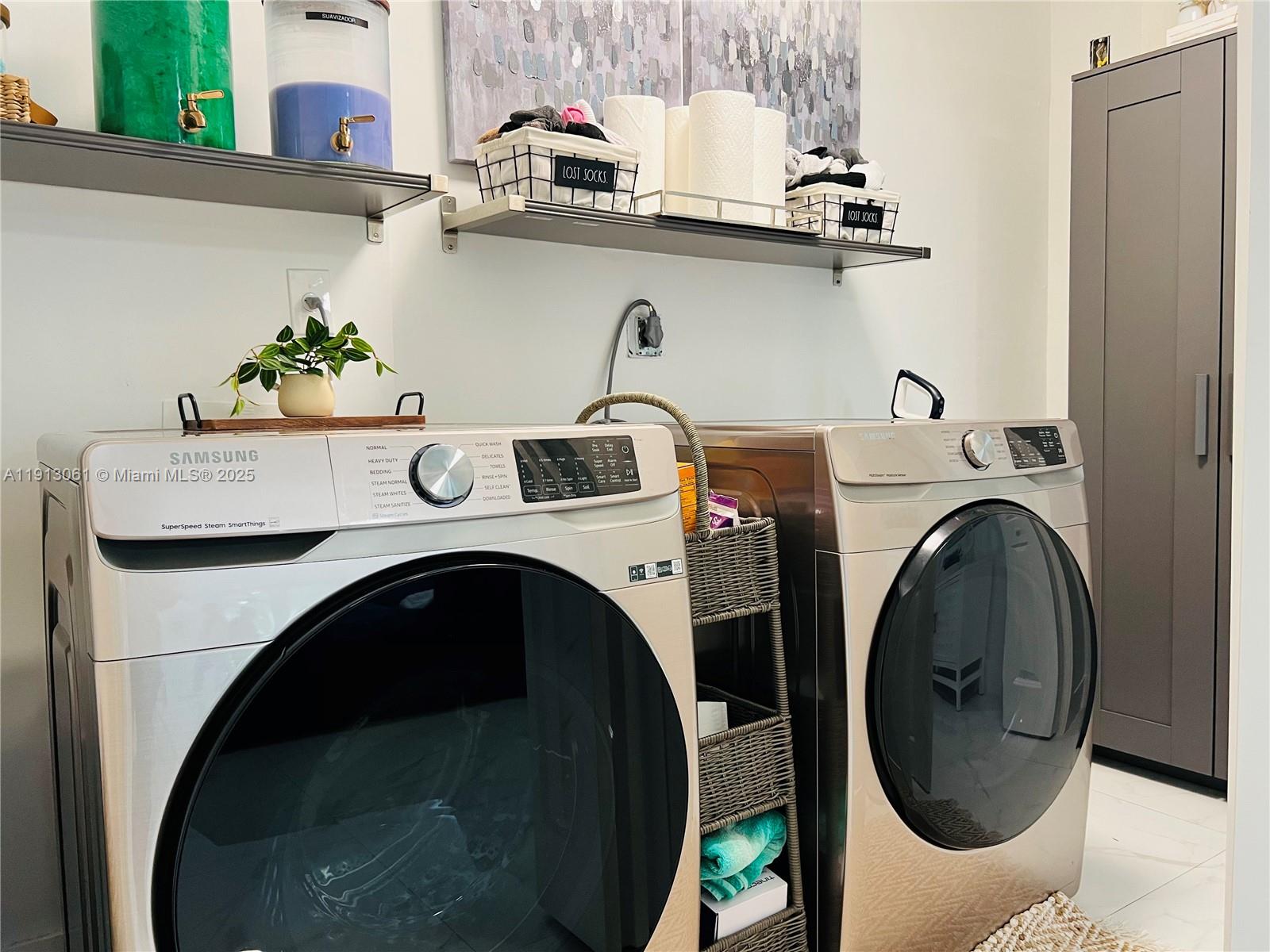 TOWN PARK HEIGHTS - Residential