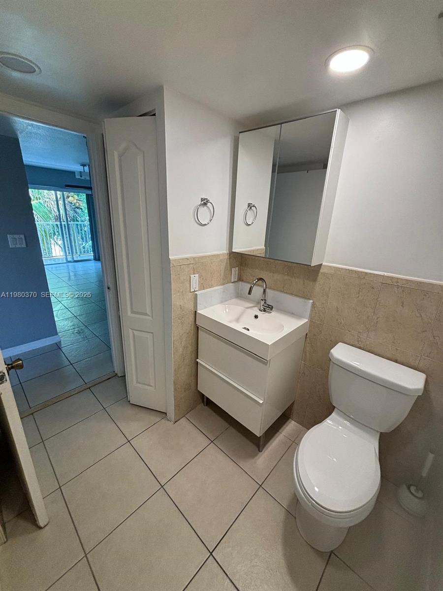 MERRITT PLACE CONDO - Residential