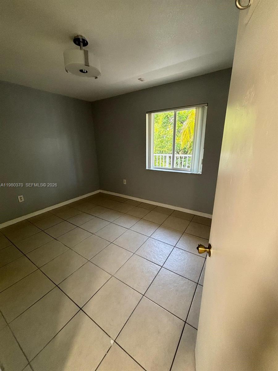 MERRITT PLACE CONDO - Residential