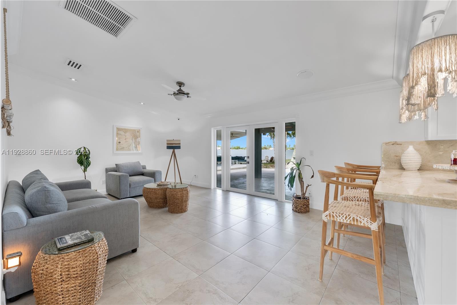 KINGS GROVE - Residential