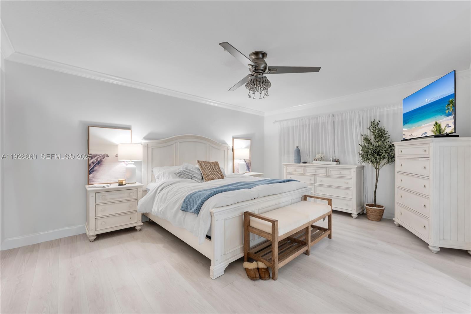 KINGS GROVE - Residential