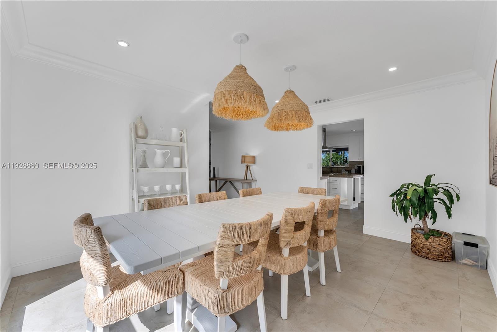 KINGS GROVE - Residential