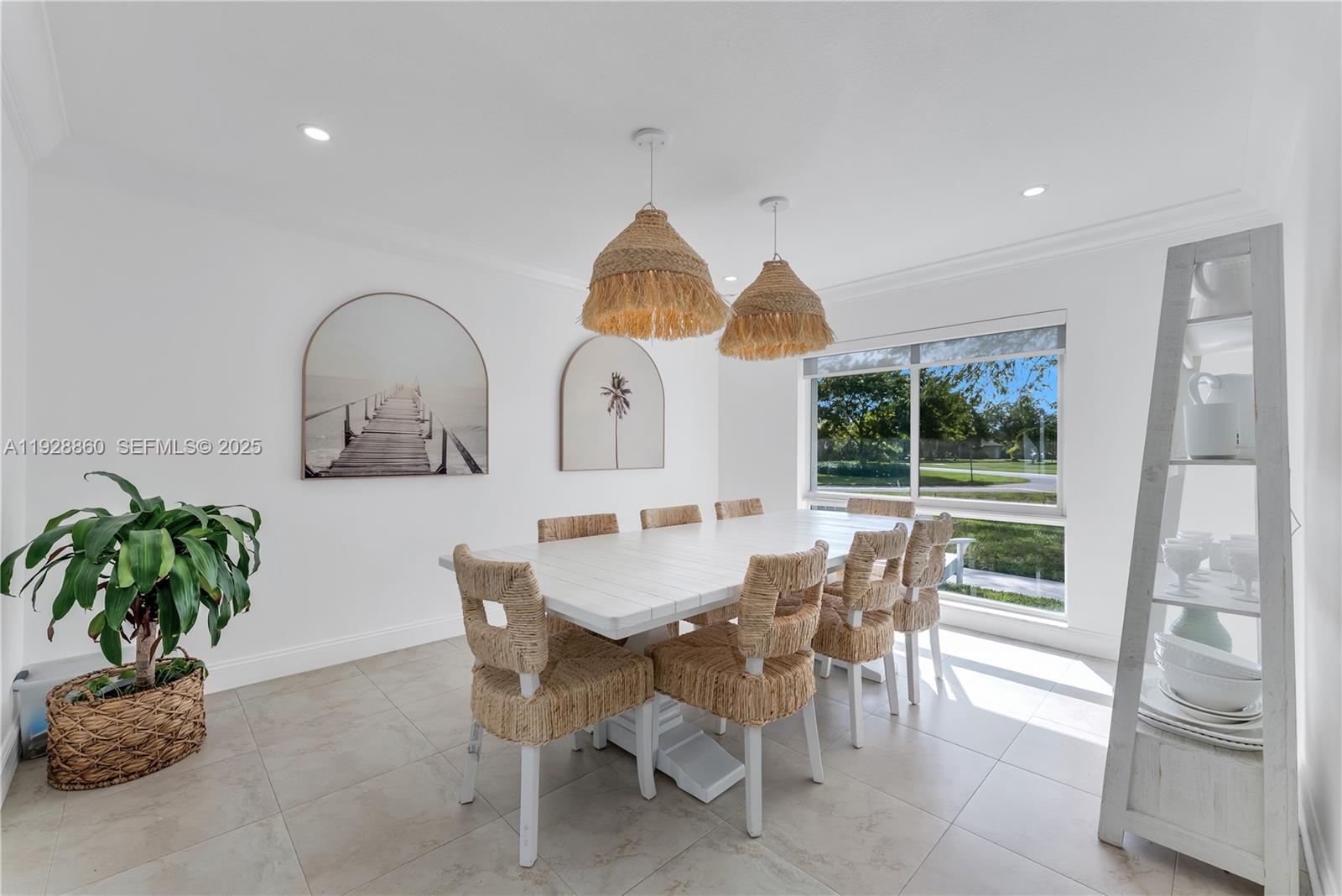 KINGS GROVE - Residential