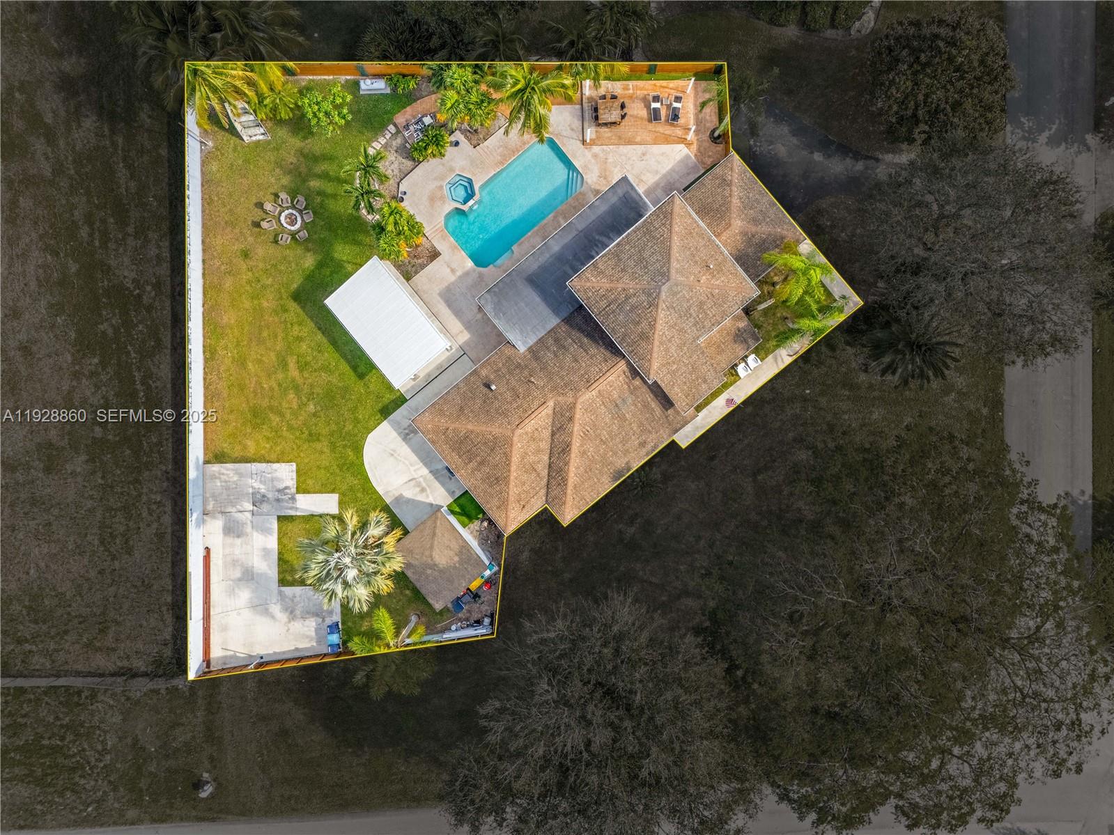 KINGS GROVE - Residential