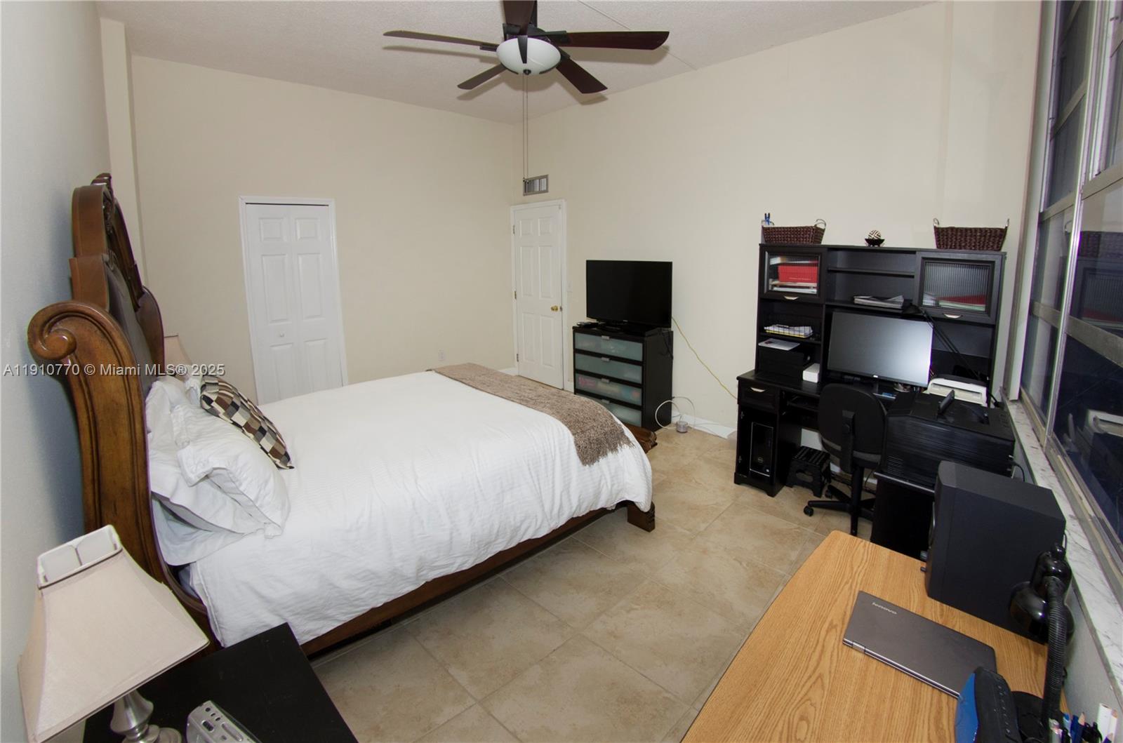 BUCKLEY TOWERS CONDO - Residential Lease