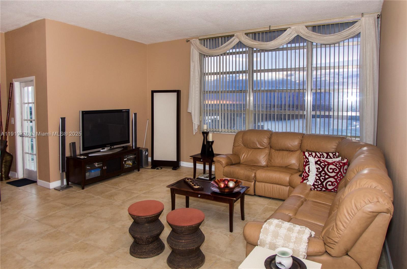 BUCKLEY TOWERS CONDO - Residential Lease