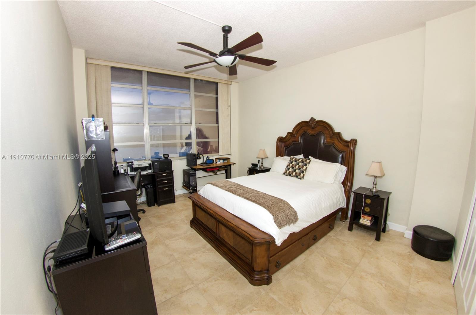 BUCKLEY TOWERS CONDO - Residential Lease