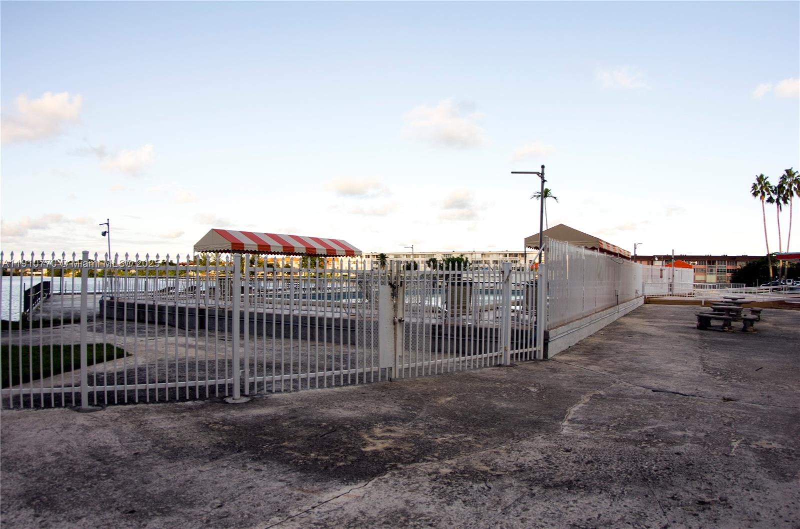 BUCKLEY TOWERS CONDO - Residential Lease