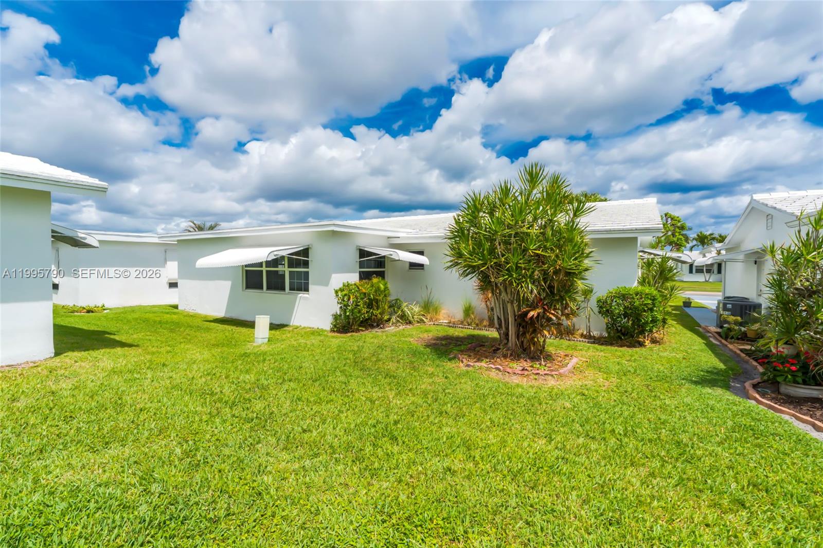 PALM BEACH LEISUREVILLE S - Residential Lease