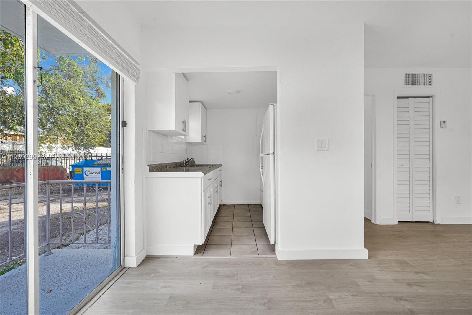 LITTLE RIVER GARDENS - Residential Lease