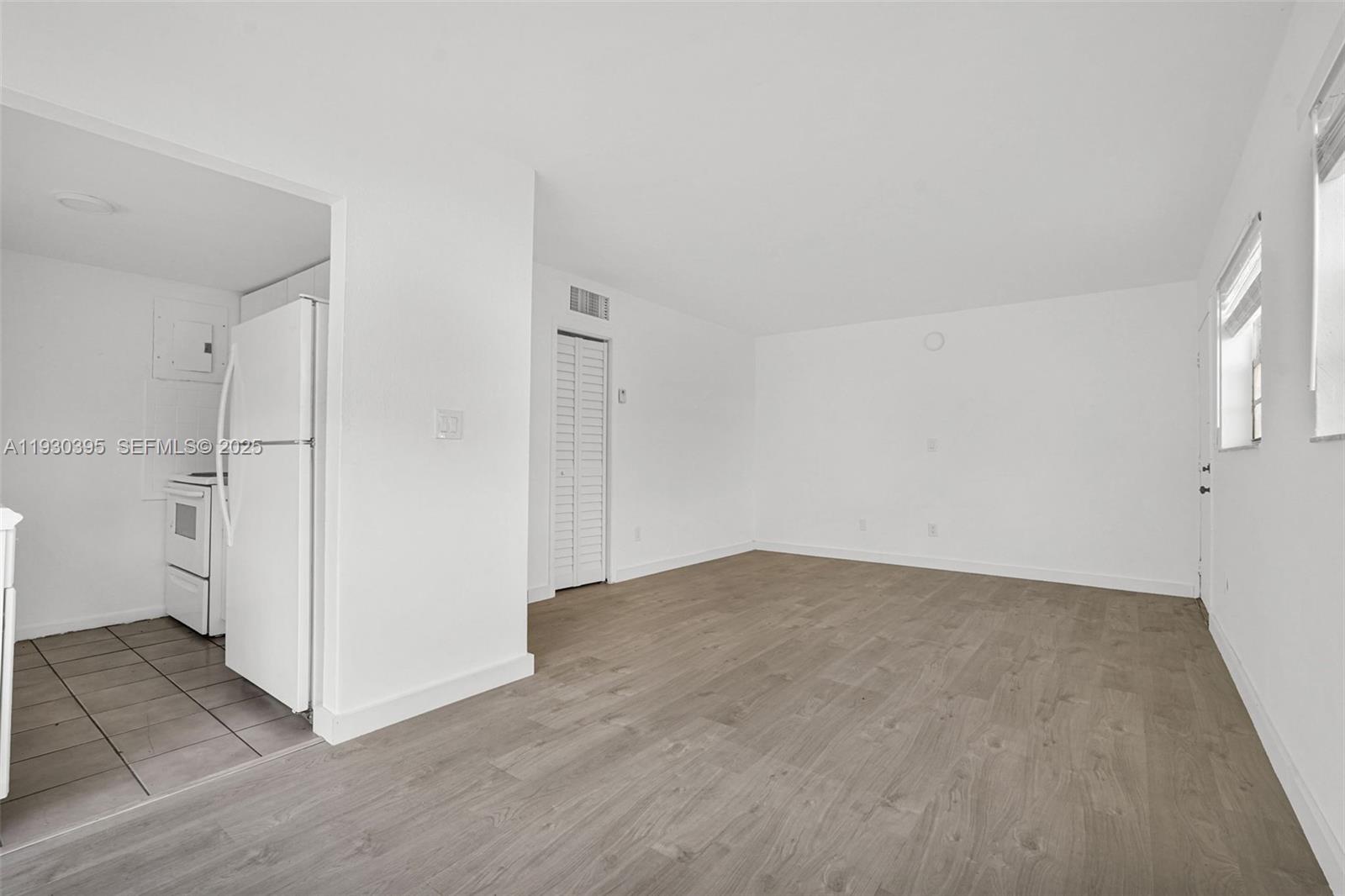 LITTLE RIVER GARDENS - Residential Lease