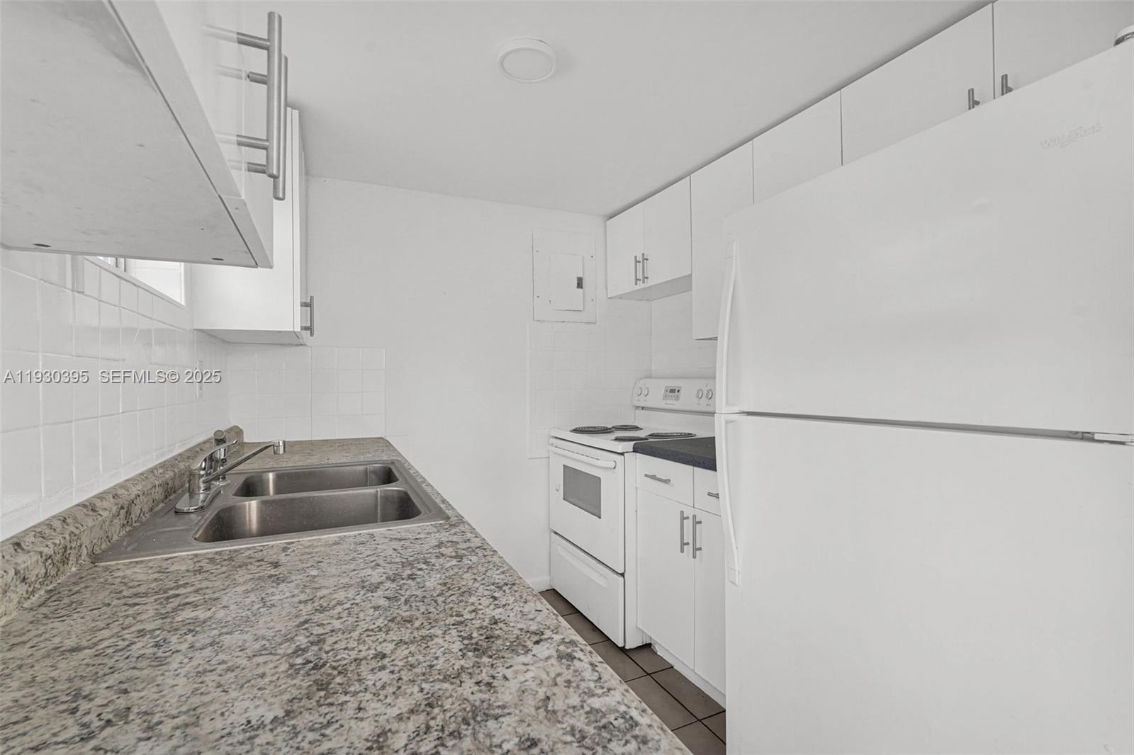 LITTLE RIVER GARDENS - Residential Lease