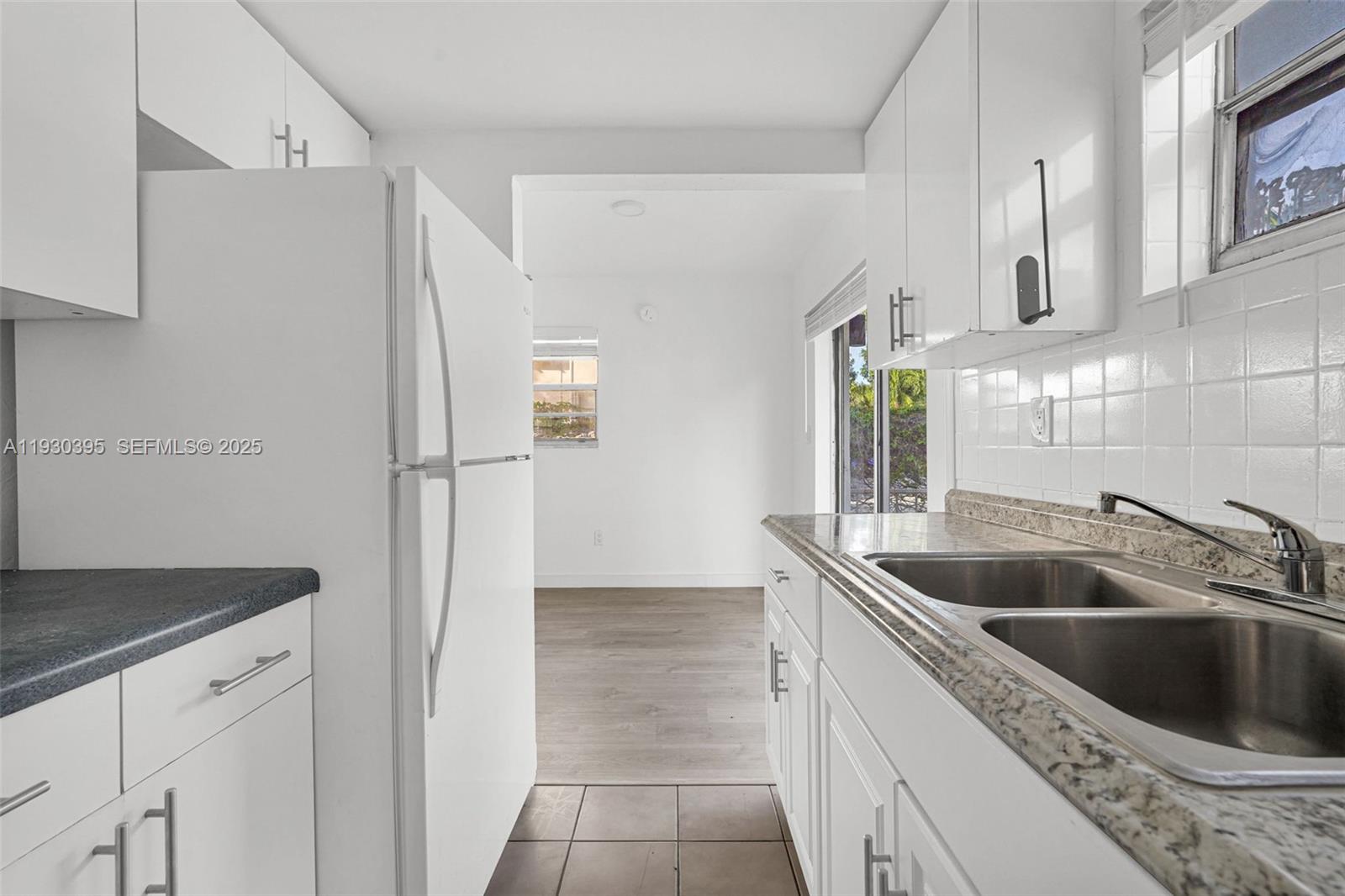 LITTLE RIVER GARDENS - Residential Lease