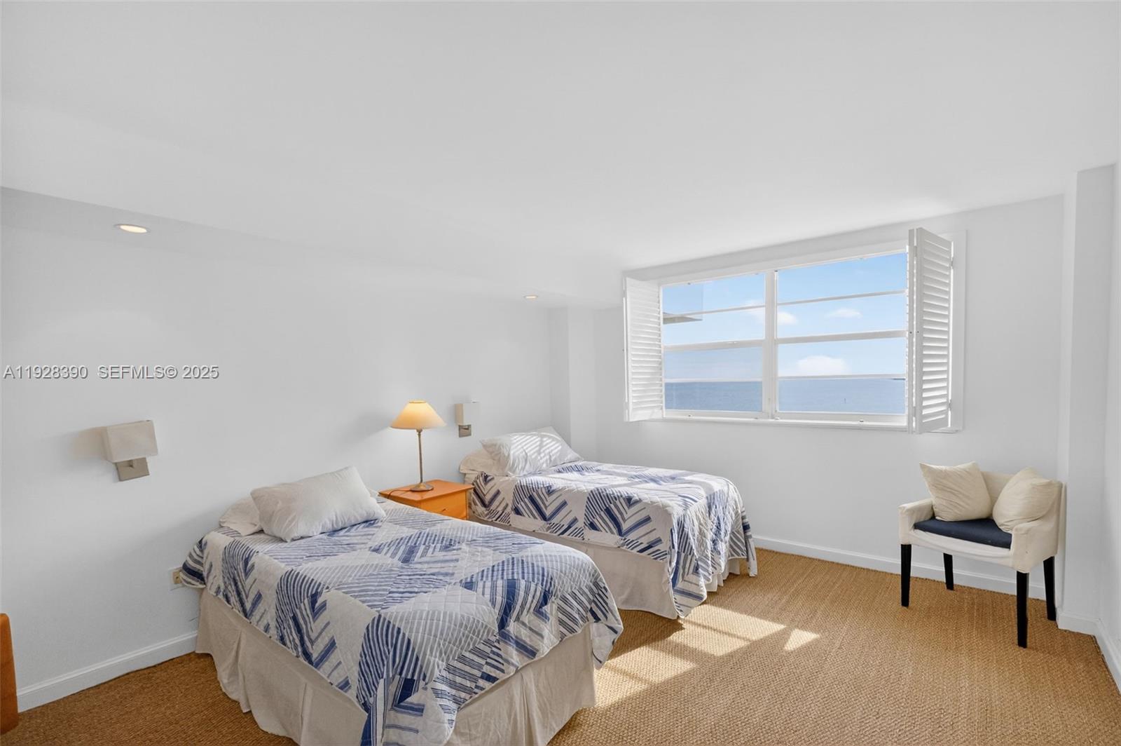 KEY BISCAYNE COMMODORE CL - Residential