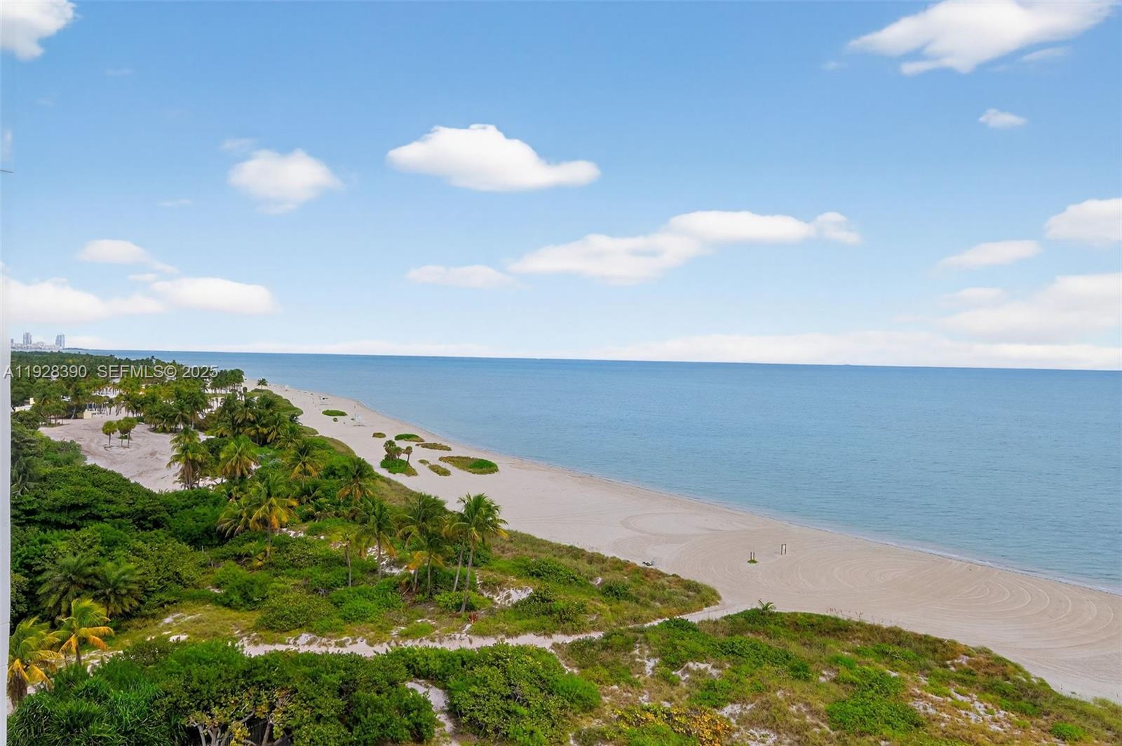 KEY BISCAYNE COMMODORE CL - Residential