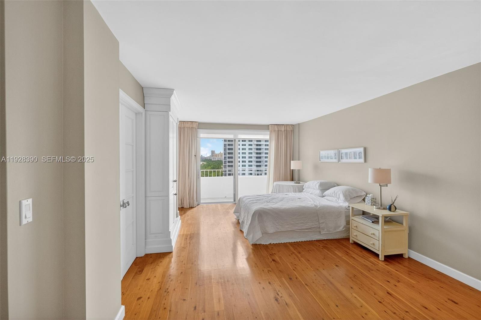 KEY BISCAYNE COMMODORE CL - Residential