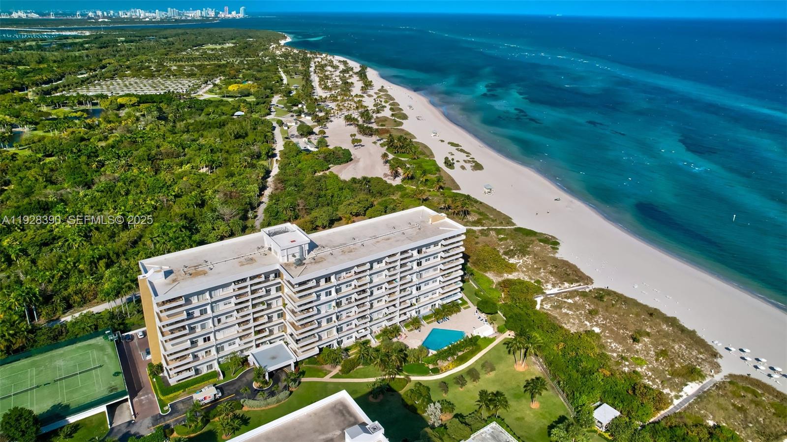 KEY BISCAYNE COMMODORE CL - Residential