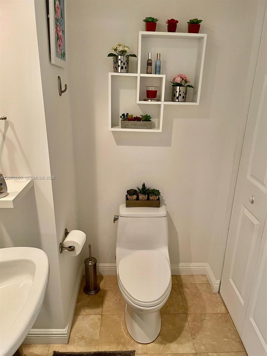 1745 E Hallandale Beach Blvd 301W