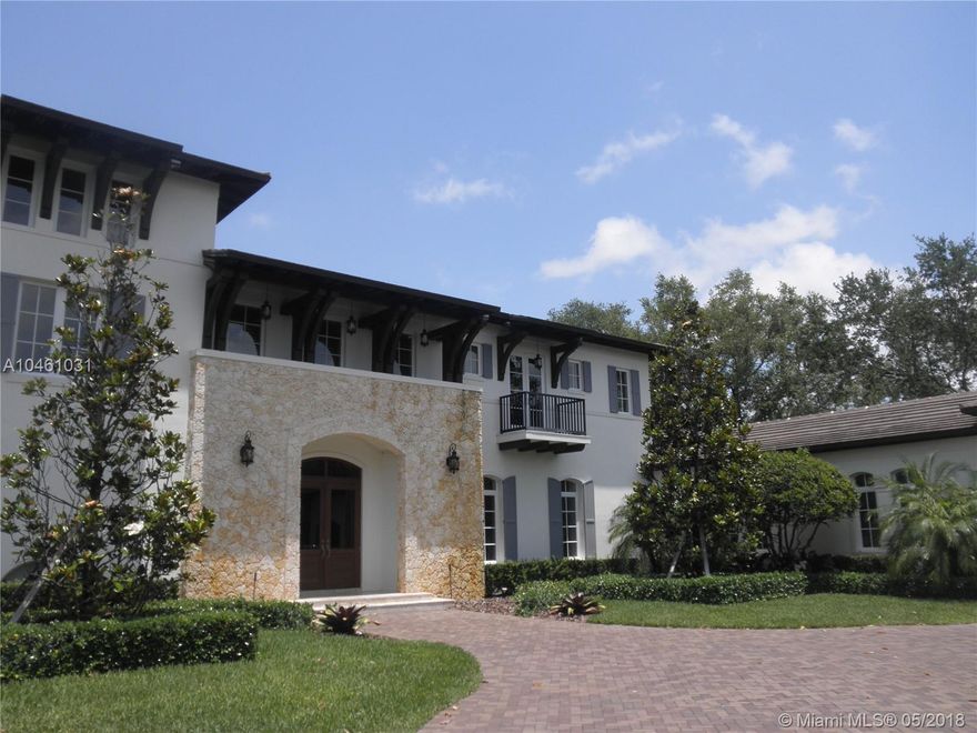 BEAUTIFUL 10282 ADJ.SQ.FT. PLANTATION STYLE HOME SITUATED WITHIN A WALLED AND GATED ACRE FILLED WITH MATURE OAKS AND MAGNOLIAS, CLASSIC 7 BED/6 1/2 BATH, 10 FT + CEILINGS. 1ST FLOOR: LIVING/DINING/GOURMET KITCHEN WITH HIGH END APPLIANCES/1ST FLOOR: OFFICE/LIBRARY/ 1/1 ATT. GUEST/IN-LAW QUARTERS/MEDIA ROOM/ 2/1 GUEST/ MAID'S QUARTERS/ FAMILY ROOM / ADDITIONAL DINING AREA/ COVERED TERR/SUMMER KITCHEN/INFINITY POOL/ 2ND FLOOR: SPACIOUS MASTER/WET BAR/OVERSIZED WALK-IN/SPA BATH/ADDITIONAL FAMILY / 3/BED/3BATHS. SEE ATTACHMENT FOR MORE.