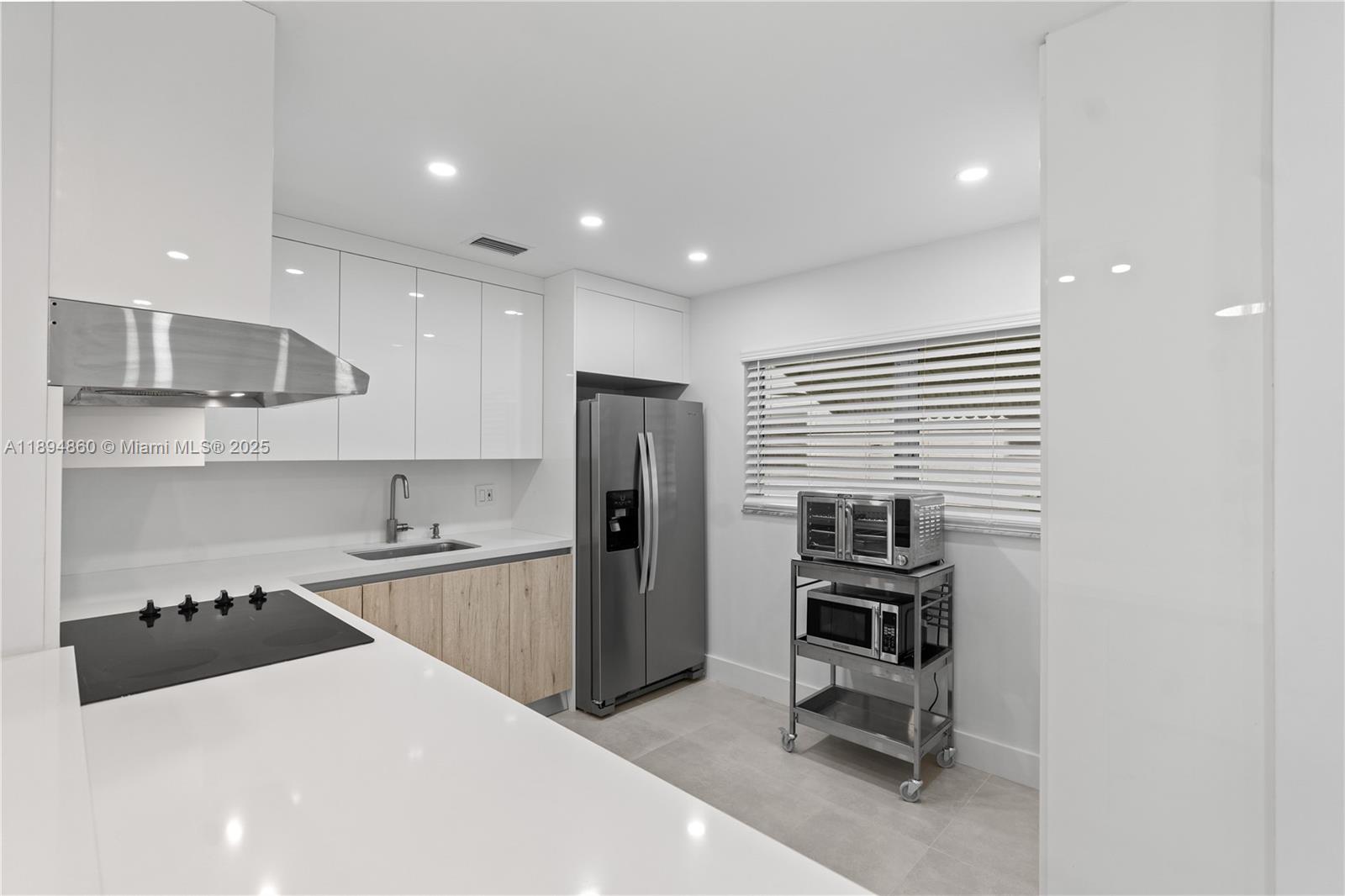 LAUDERDALE WEST CONDO NO - Residential Lease